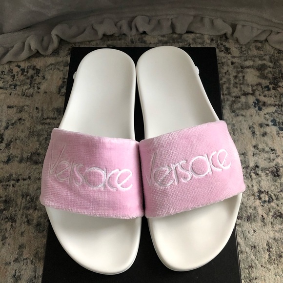 Versace Logo Embroidered Slides - Picture 2 of 13